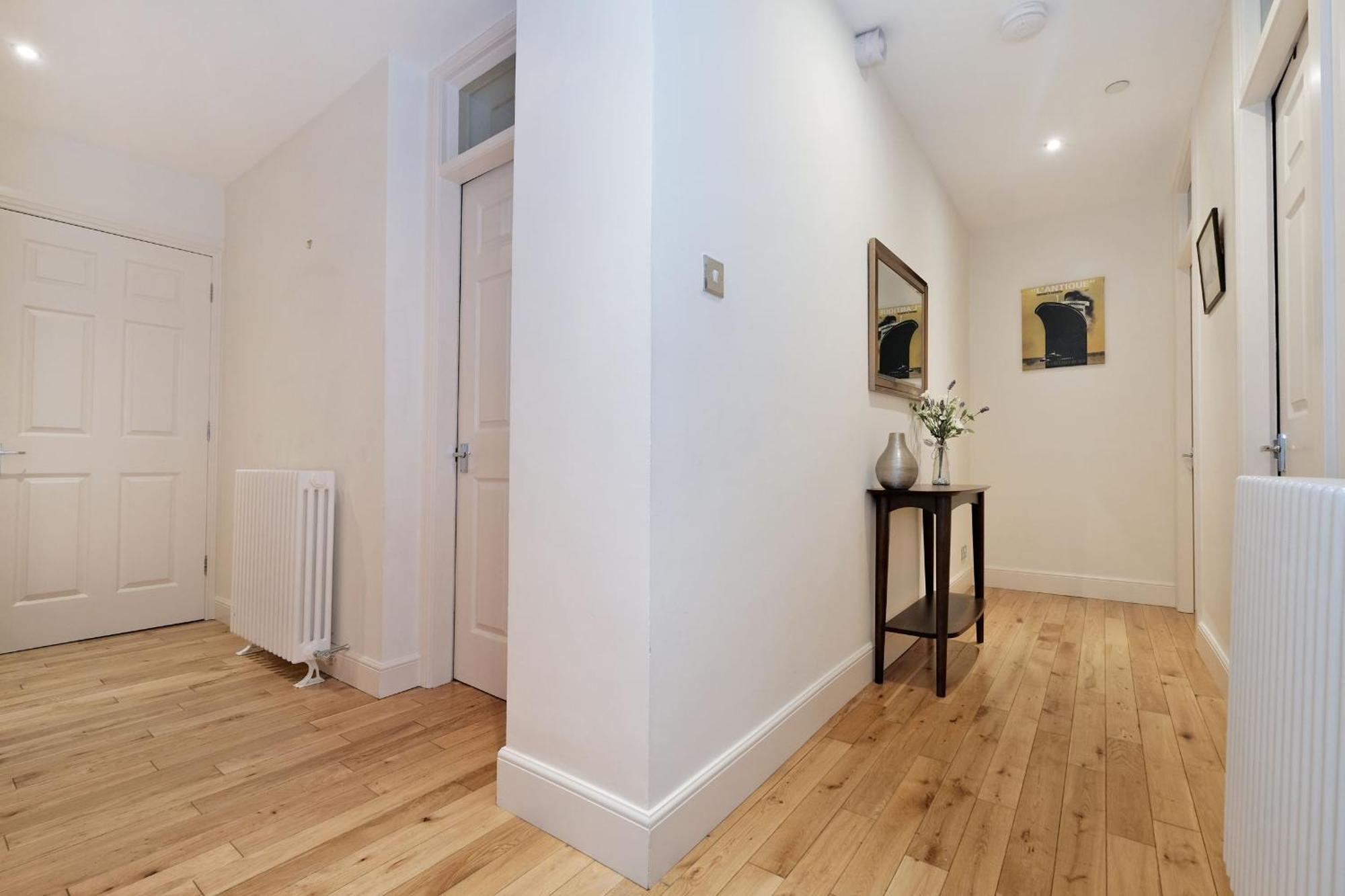 One Of A Kind Historic 3 Bedroom Apartment Aberdeen Extérieur photo