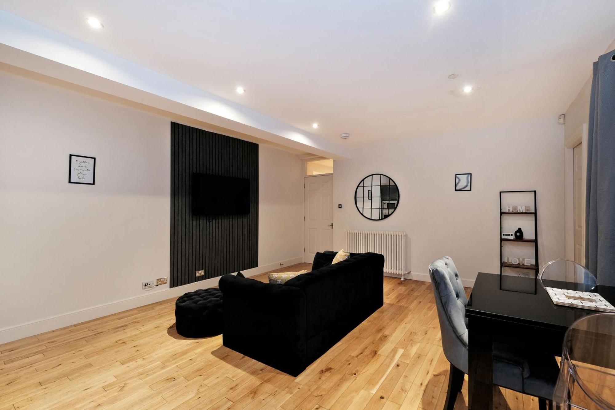 One Of A Kind Historic 3 Bedroom Apartment Aberdeen Extérieur photo
