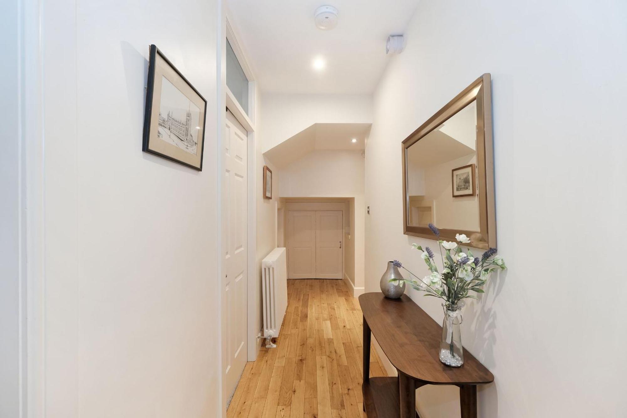 One Of A Kind Historic 3 Bedroom Apartment Aberdeen Extérieur photo