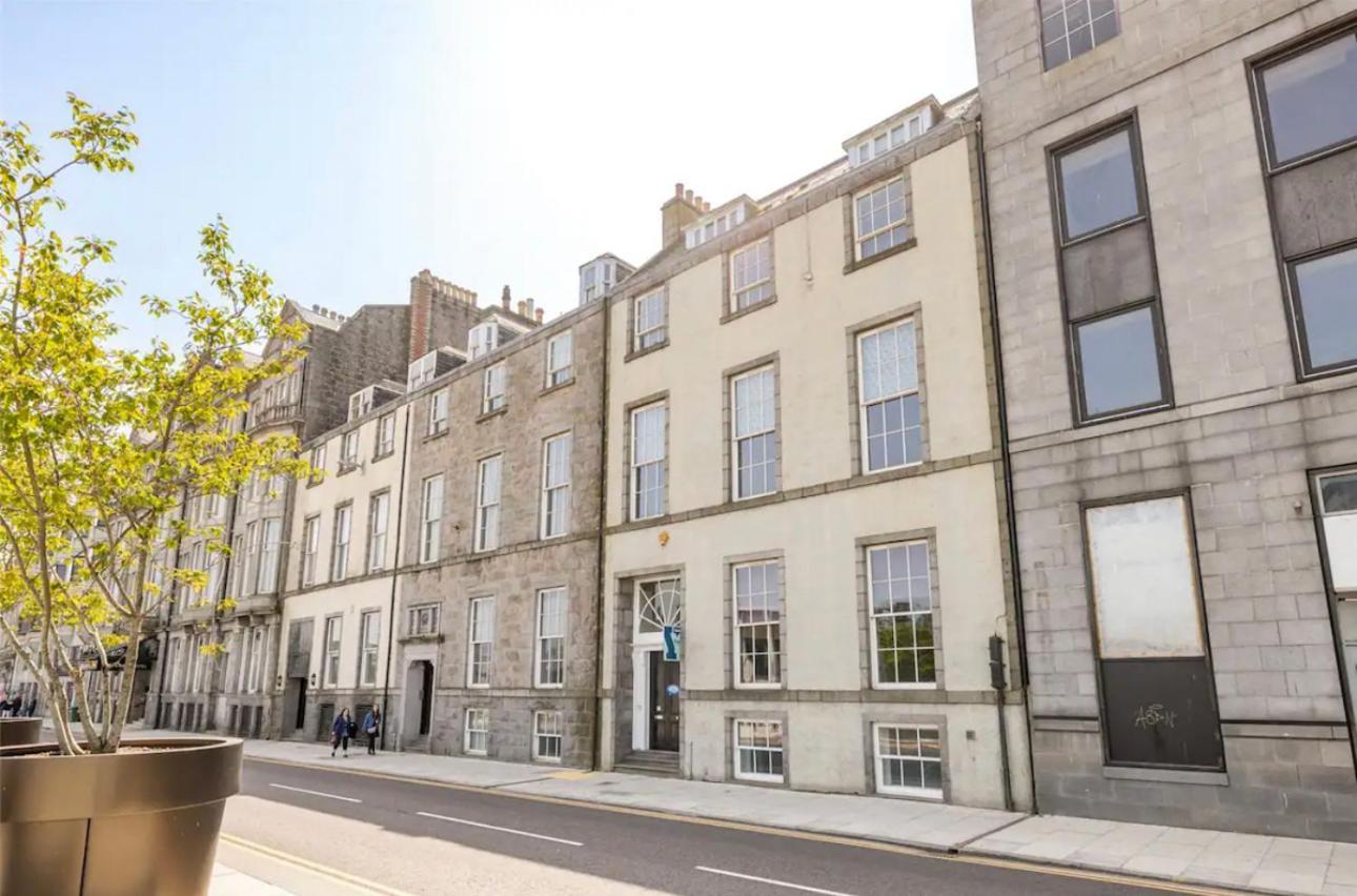 One Of A Kind Historic 3 Bedroom Apartment Aberdeen Extérieur photo